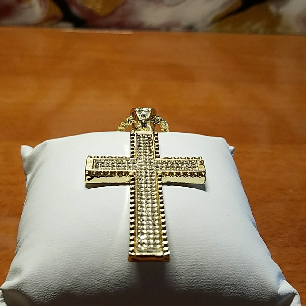 Mens "Jordan" 20K Gold Plated Cross Necklace - Picture 2 of 7
